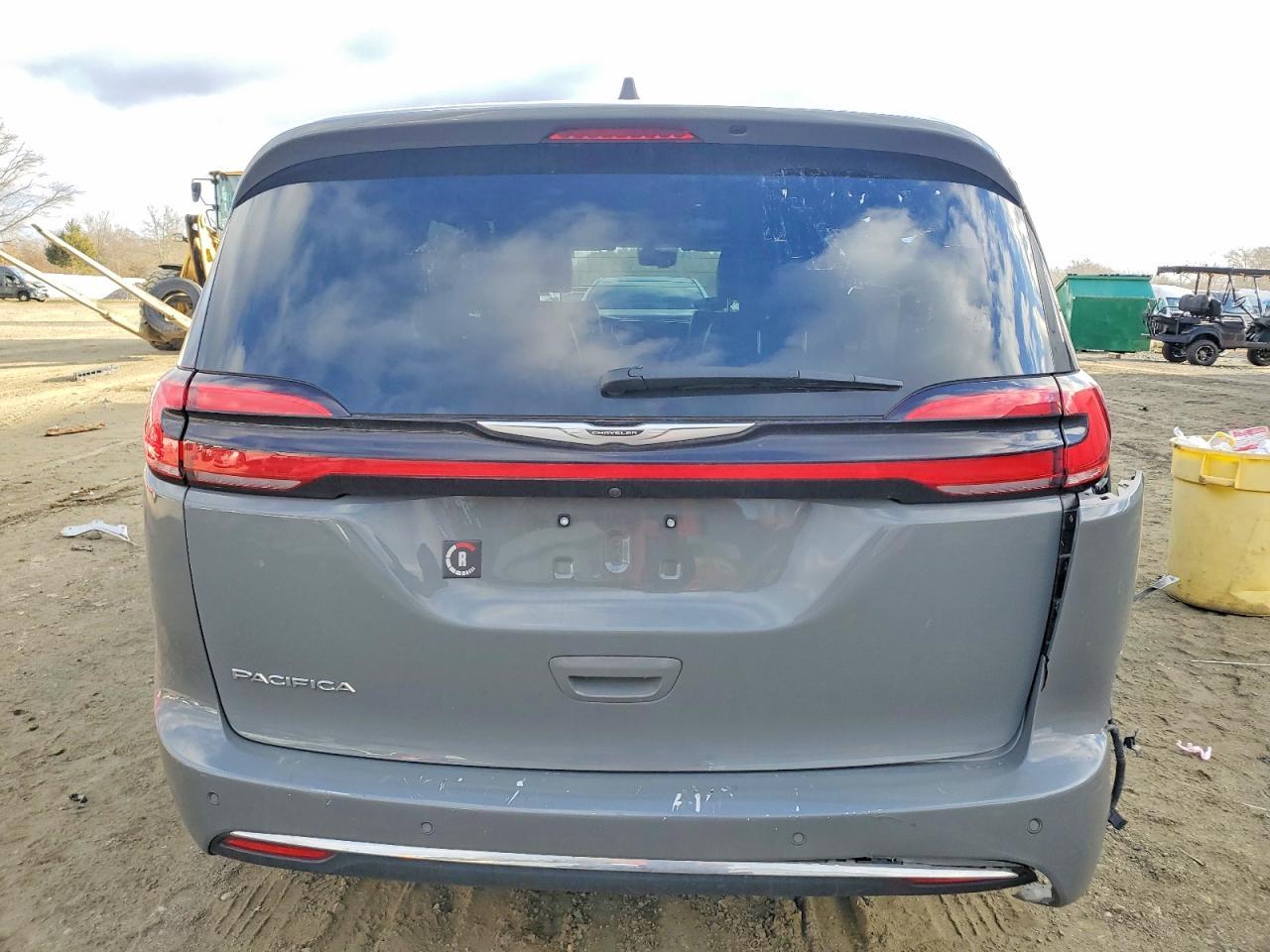 2023 Chrysler Pacifica Touring L - Фото 6