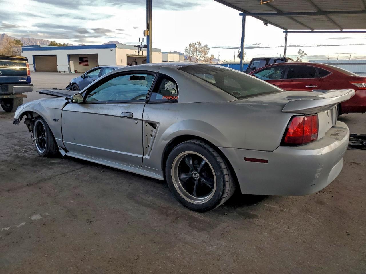 2000 Ford Mustang Gt - Фото 2
