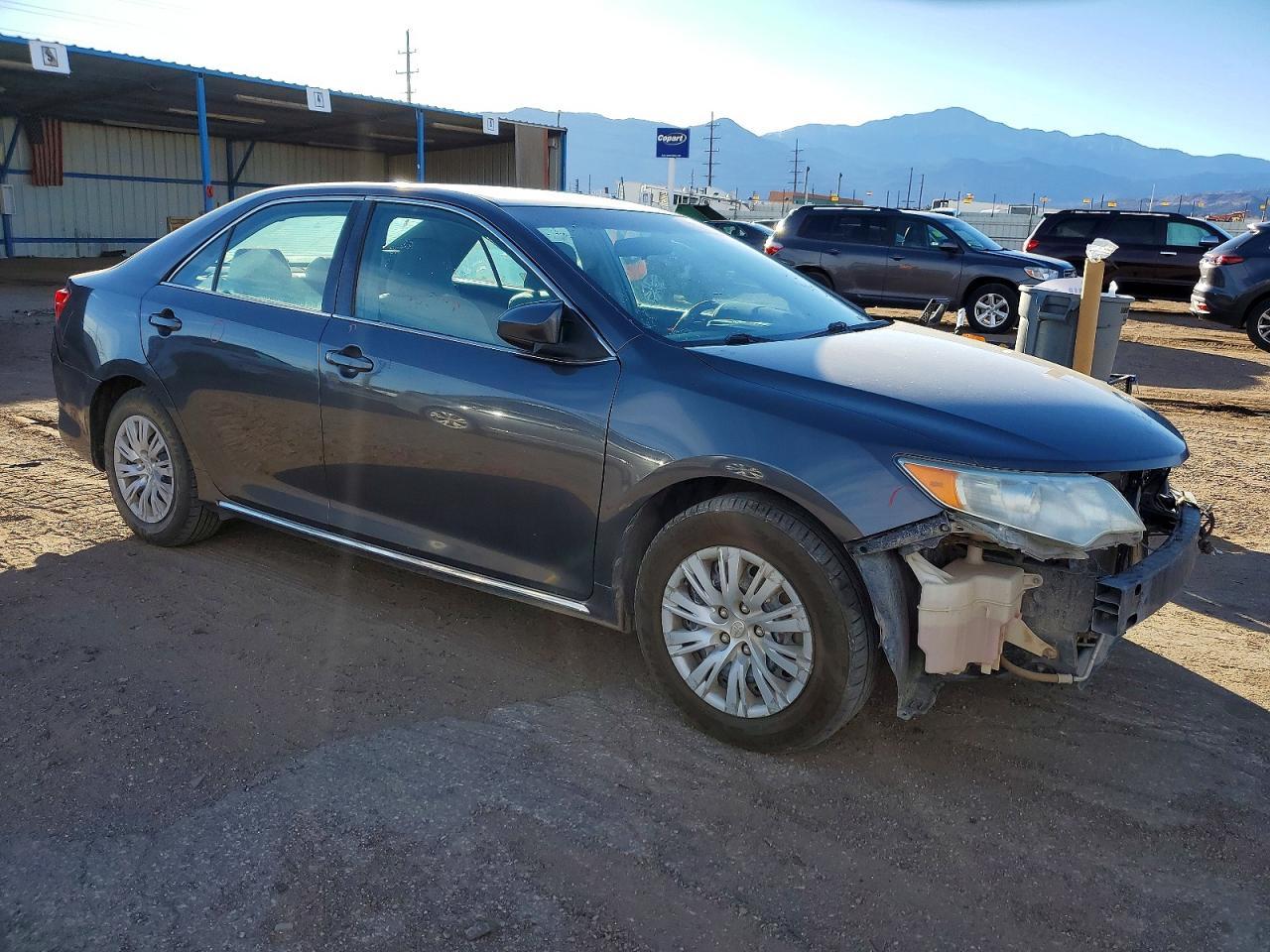 2012 Toyota Camry Base - Фото 4