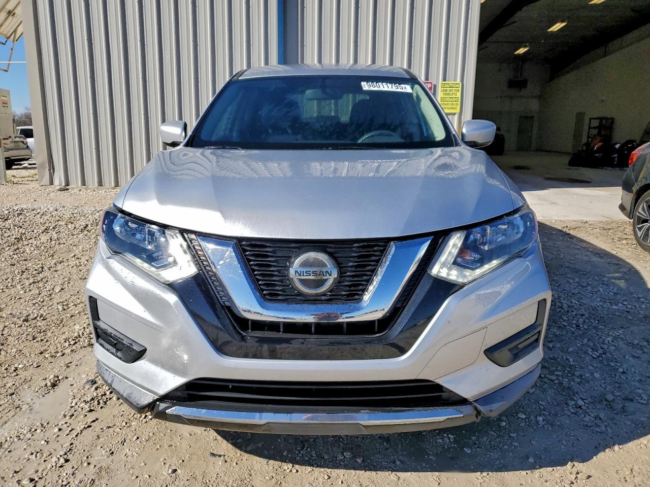 2018 Nissan Rogue S - Image 5