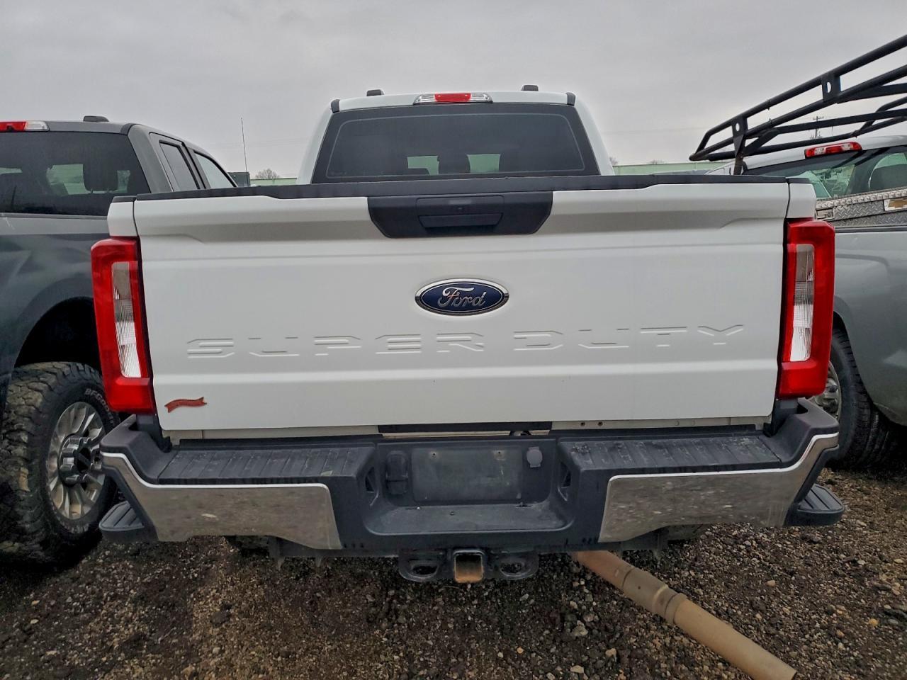 2023 Ford F250 Super Duty - Image 6