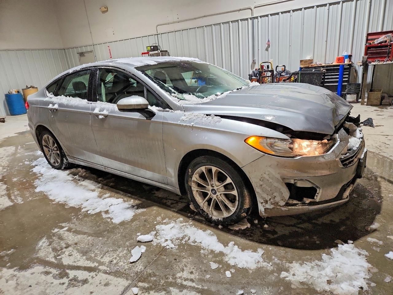 2020 Ford Fusion Se - Фото 4