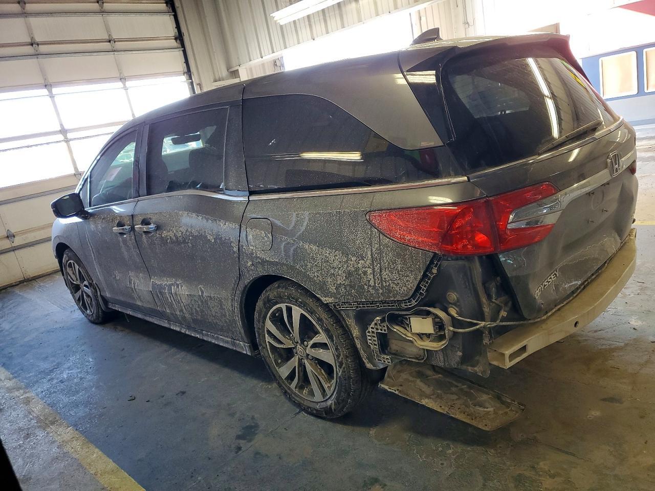 2019 Honda Odyssey Elite - Фото 2