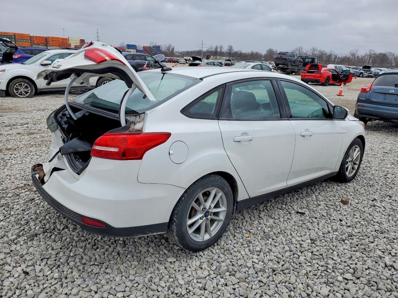 2015 Ford Focus Se - Фото 3