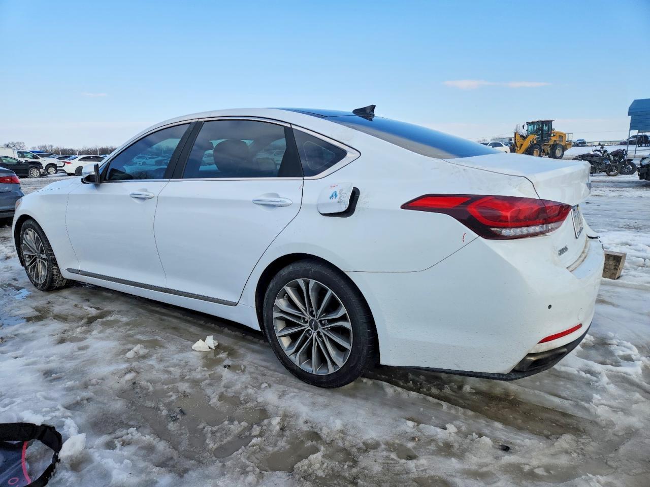 2015 Hyundai Genesis 3.8L - Фото 2