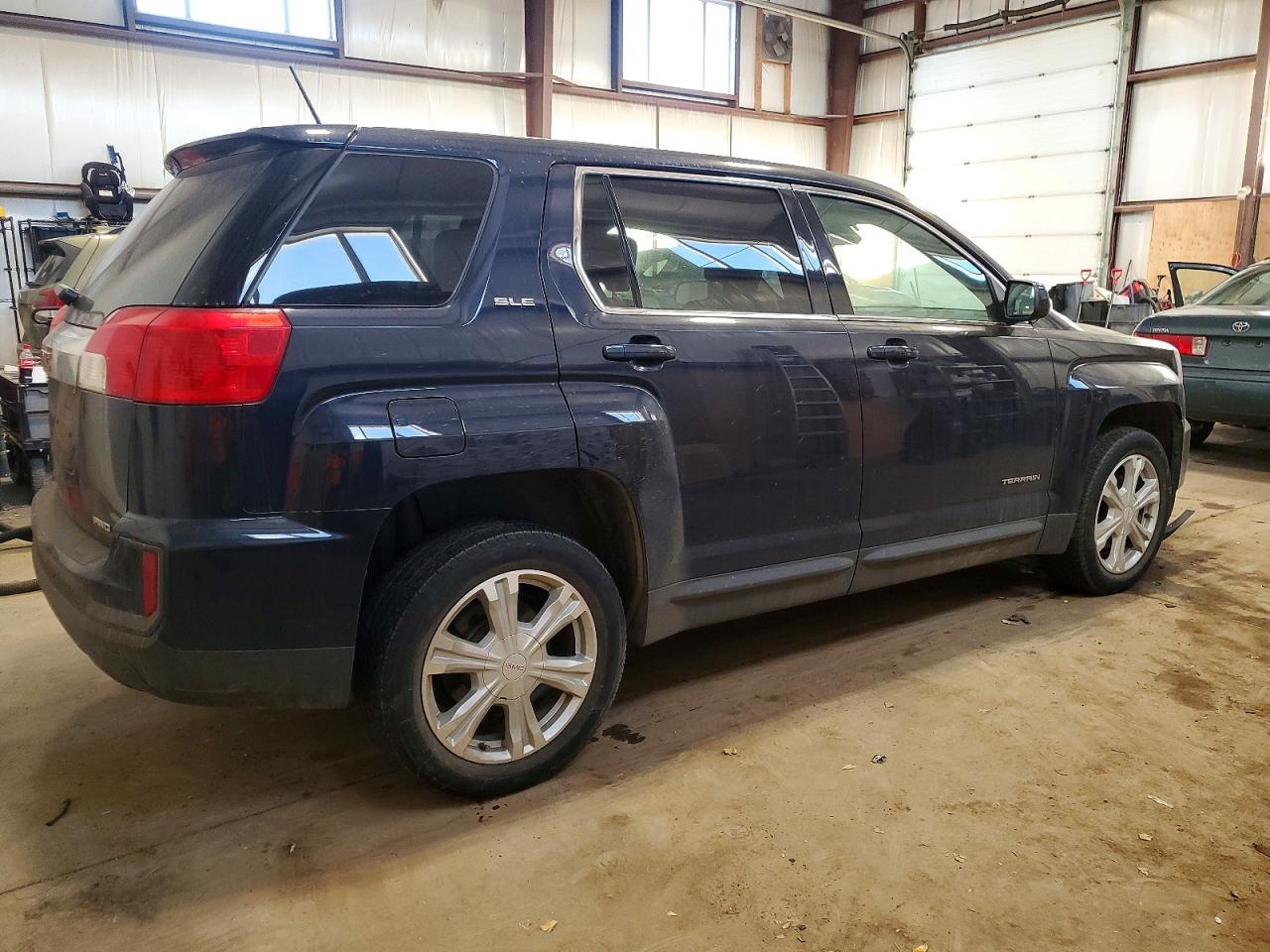 2017 GMC Terrain Sle - Image 3