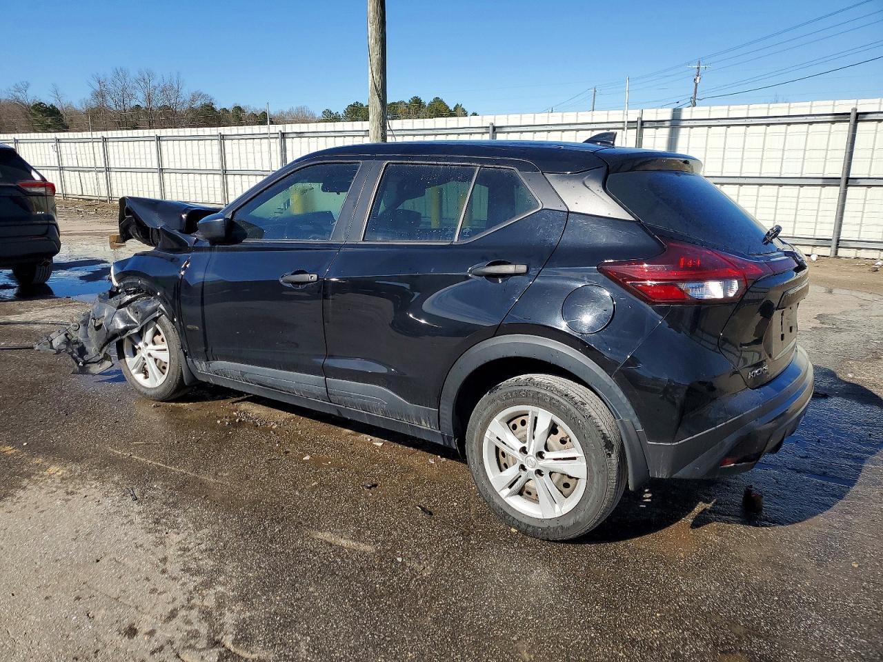 2023 Nissan Kicks S - Фото 2