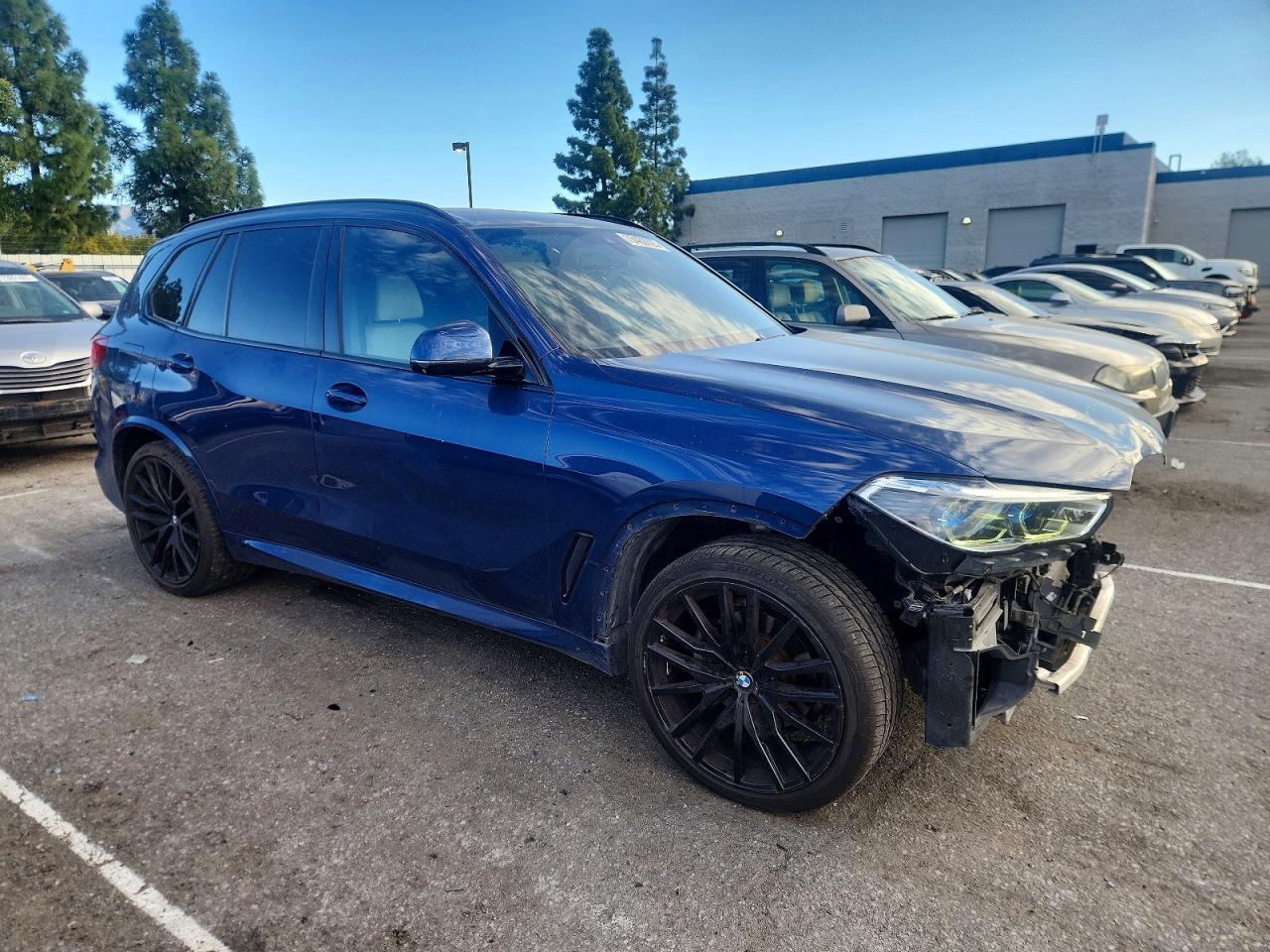 2020 BMW X5 Sdrive 40I - Image 4