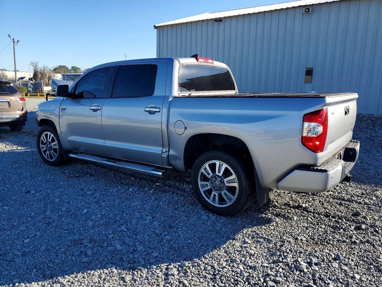 2021 Toyota Tundra 1794 Edition - Фото 2