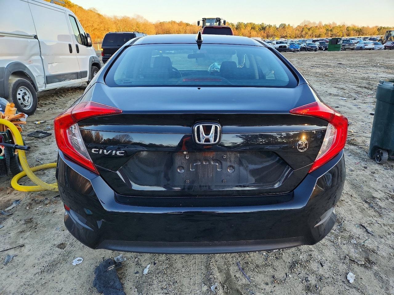 2017 Honda Civic Ex - Image 6