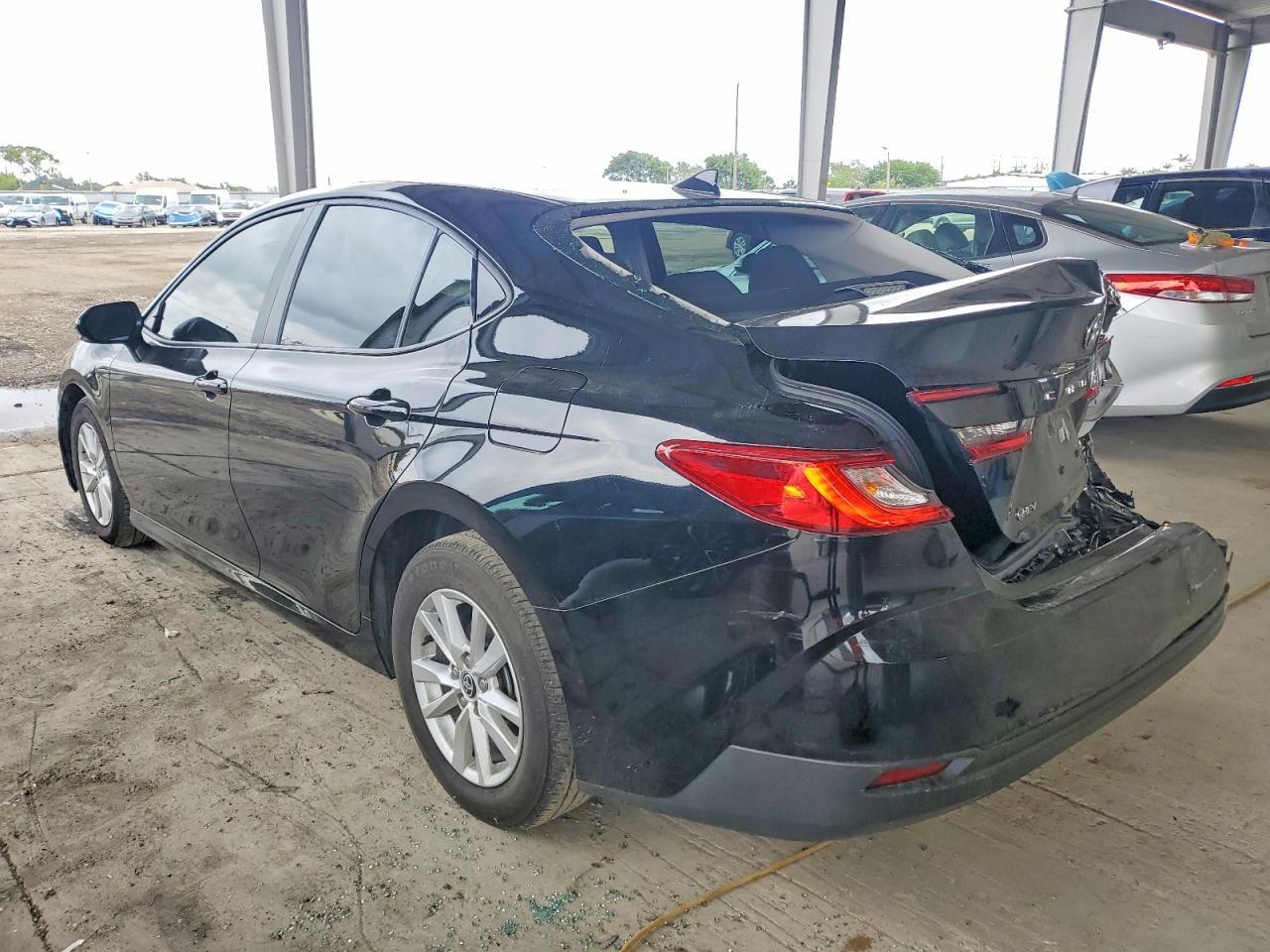 2025 Toyota Camry Xse - Фото 2