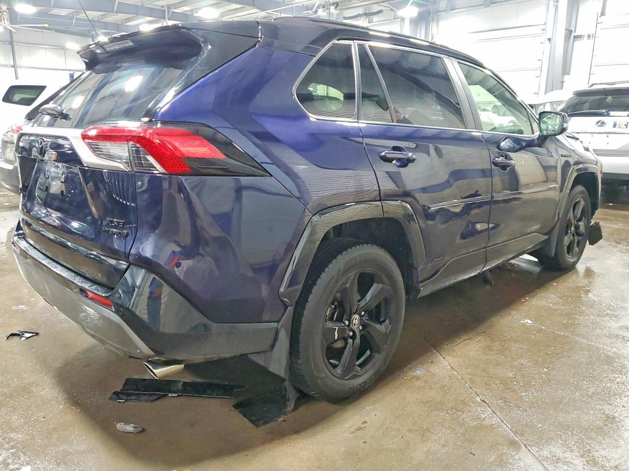 2020 Toyota Rav4 Xse - Фото 3