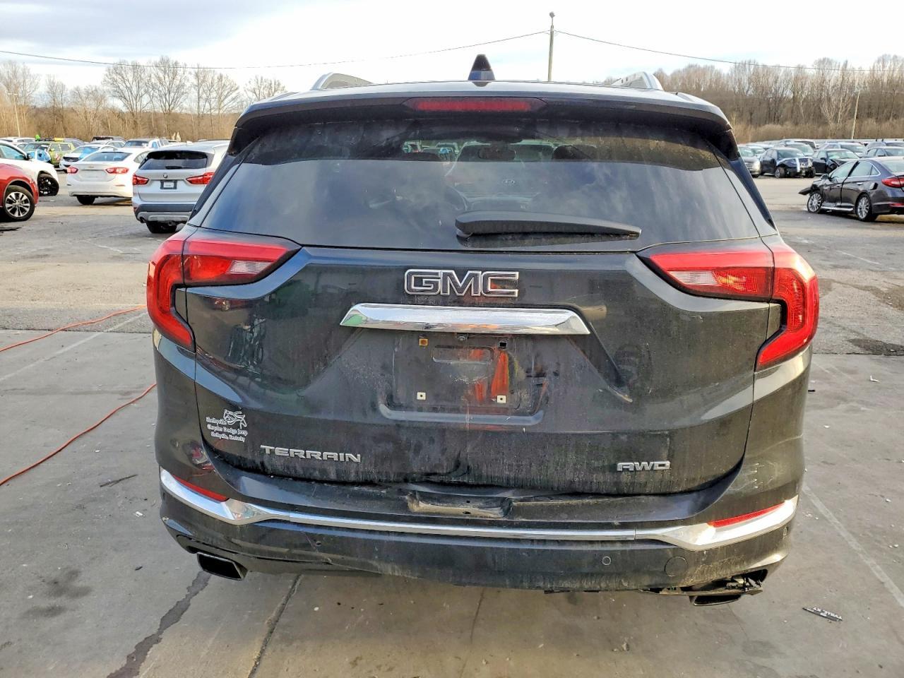 2018 GMC Terrain Denali - Image 6