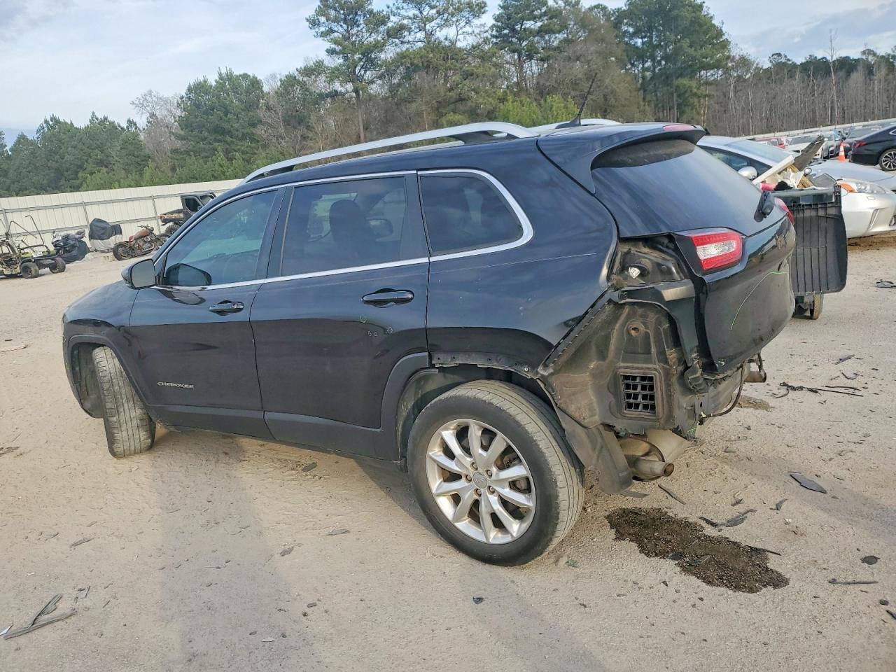 2015 Jeep Cherokee Limited - Image 2