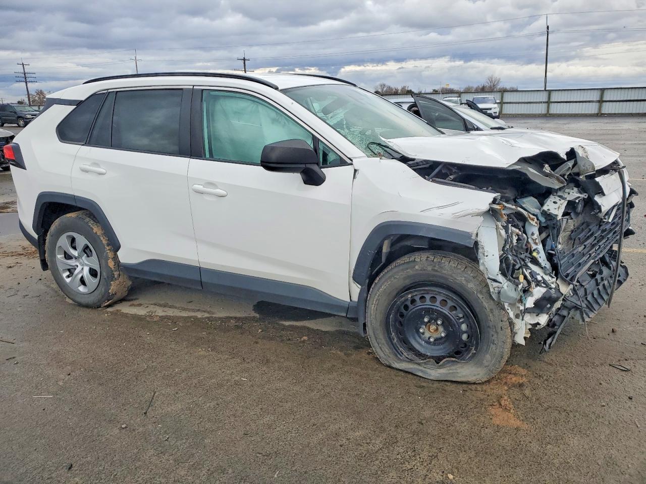 2021 Toyota Rav4 Le - Фото 4
