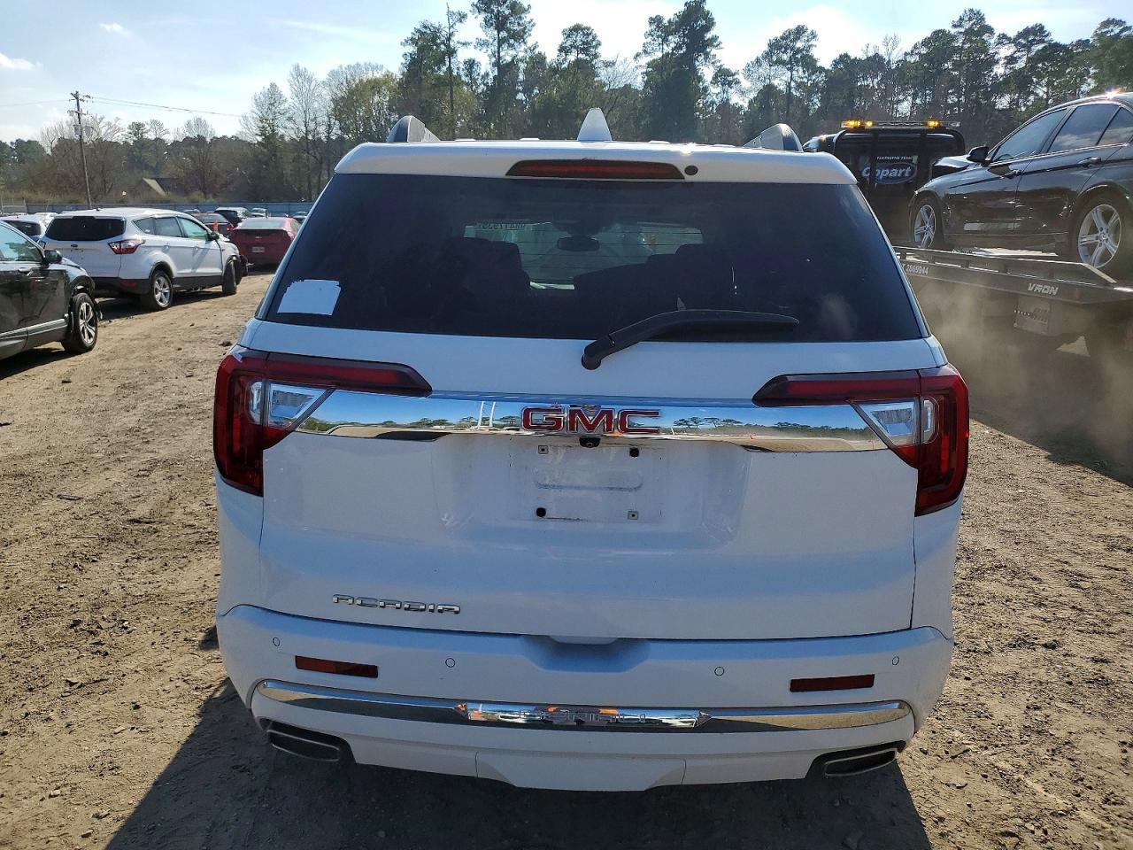 2020 GMC Acadia Denali - Фото 6