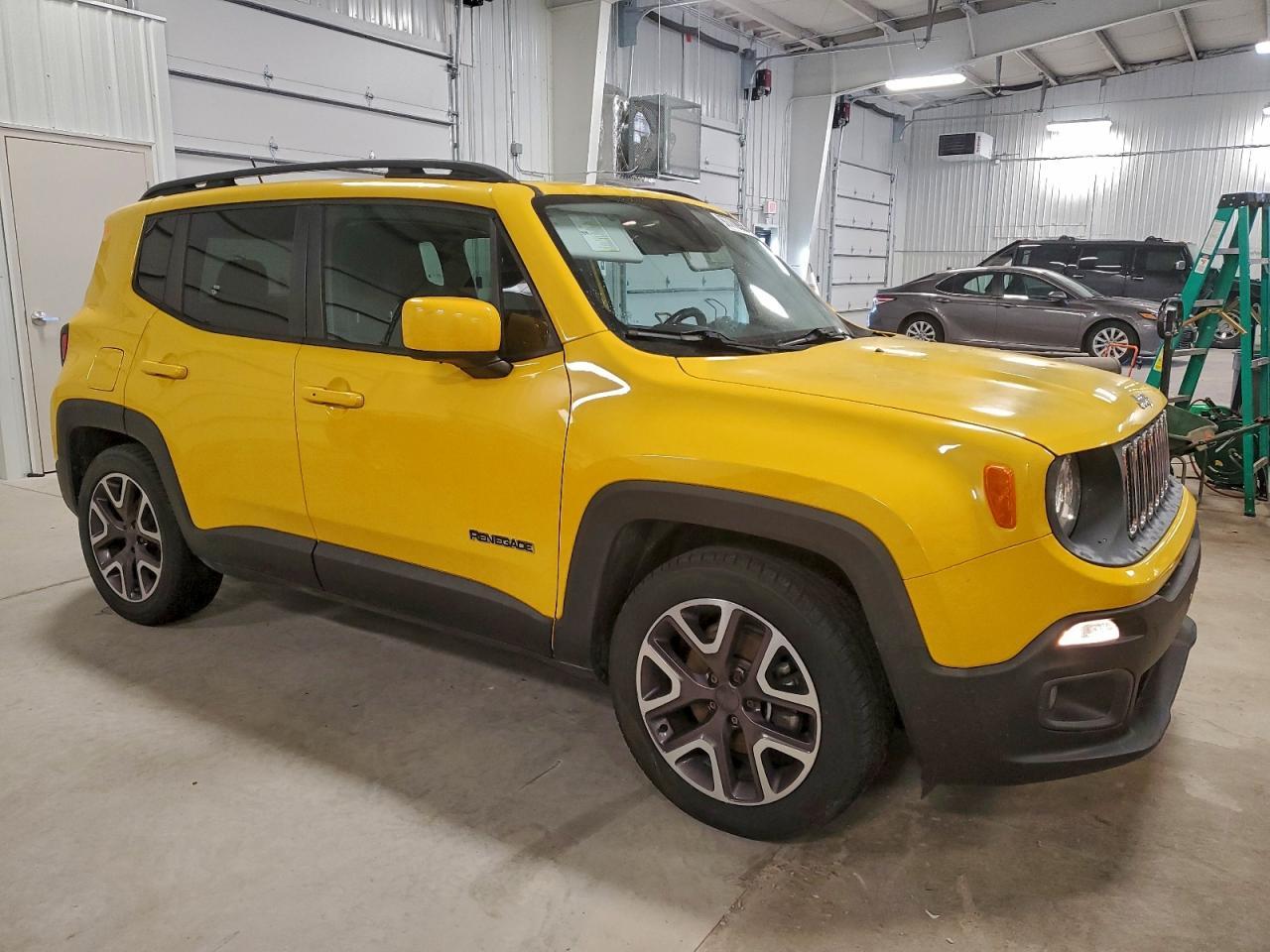 2015 Jeep Renegade Latitude - Фото 4