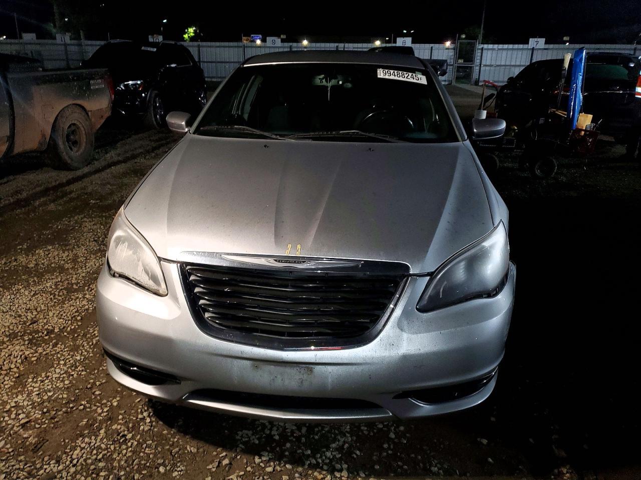 2013 Chrysler 200 Touring - Фото 5