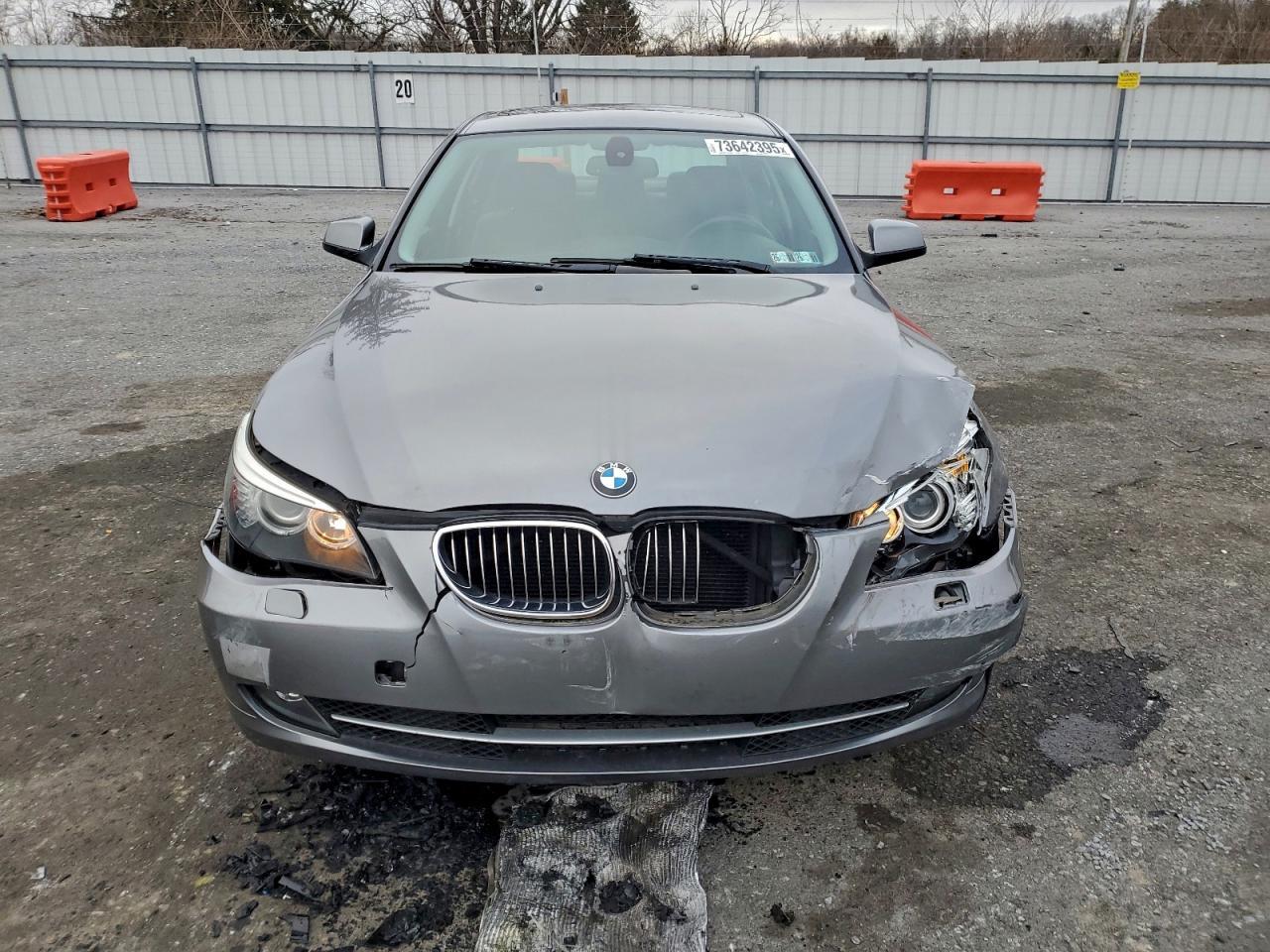 2010 BMW 528 Xi - Фото 5