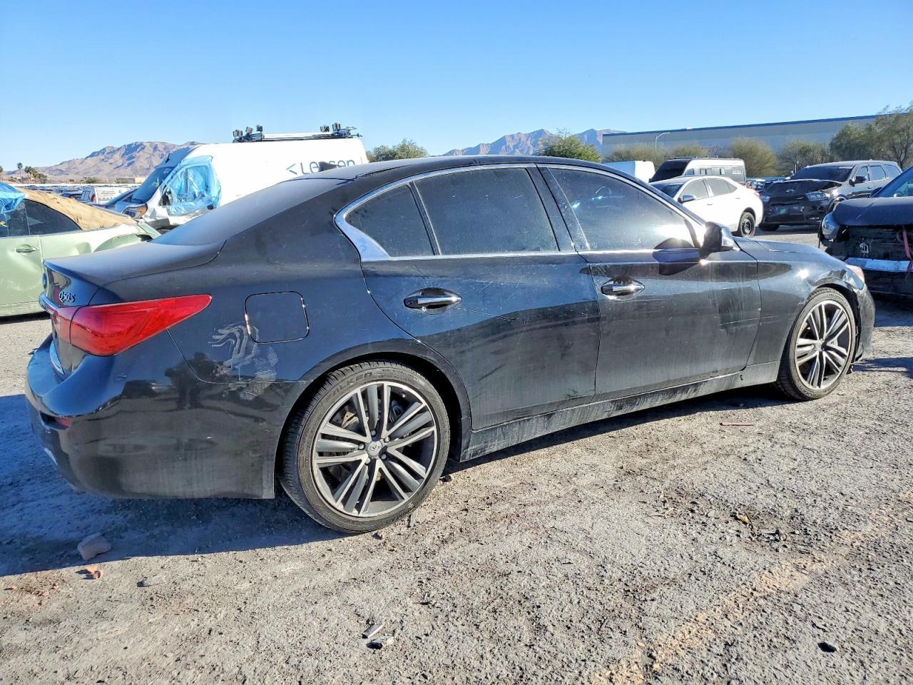 2015 Infiniti Q50 Base - Фото 3