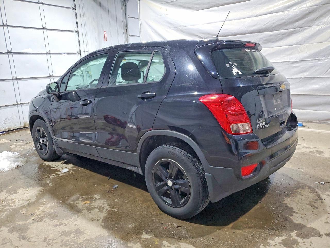 2018 Chevrolet Trax Ls - Фото 2