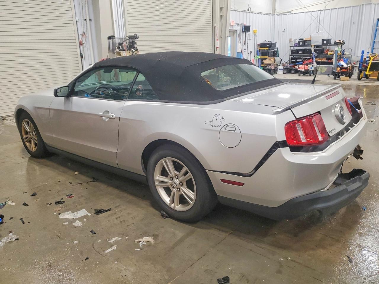 2012 Ford Mustang - Фото 2