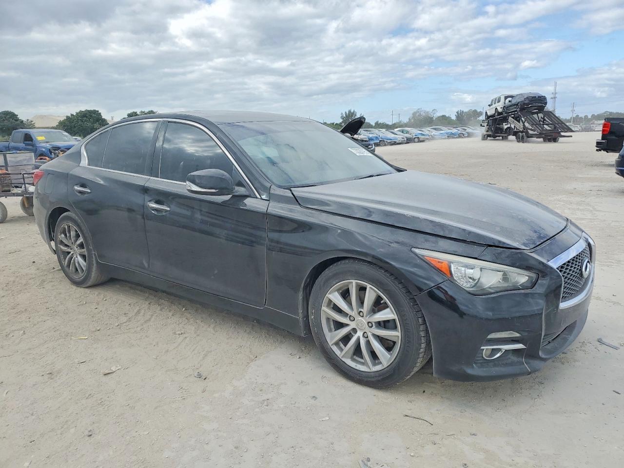 2015 Infiniti Q50 Base - Image 4
