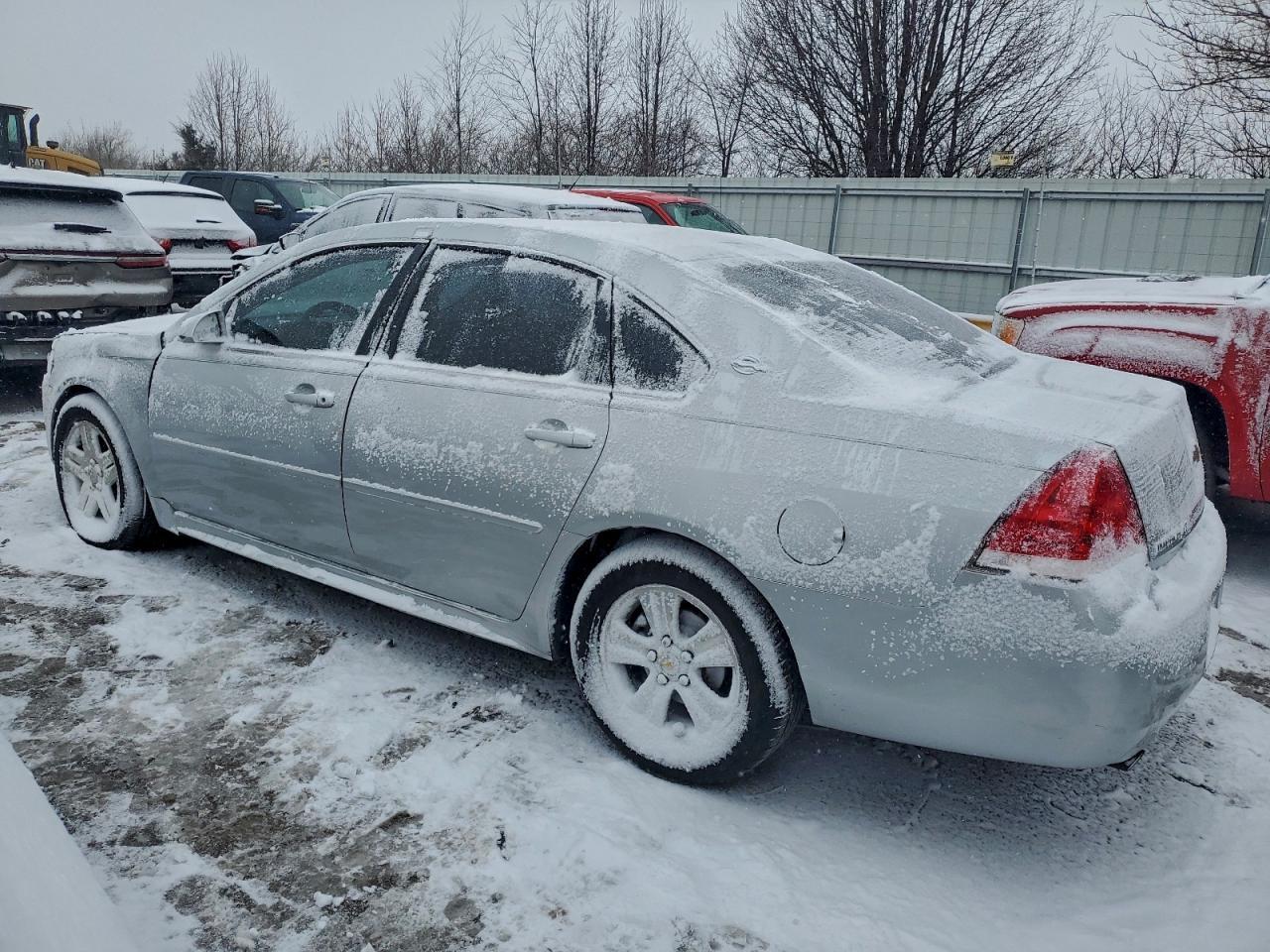 2013 Chevrolet Impala Ls - Фото 2