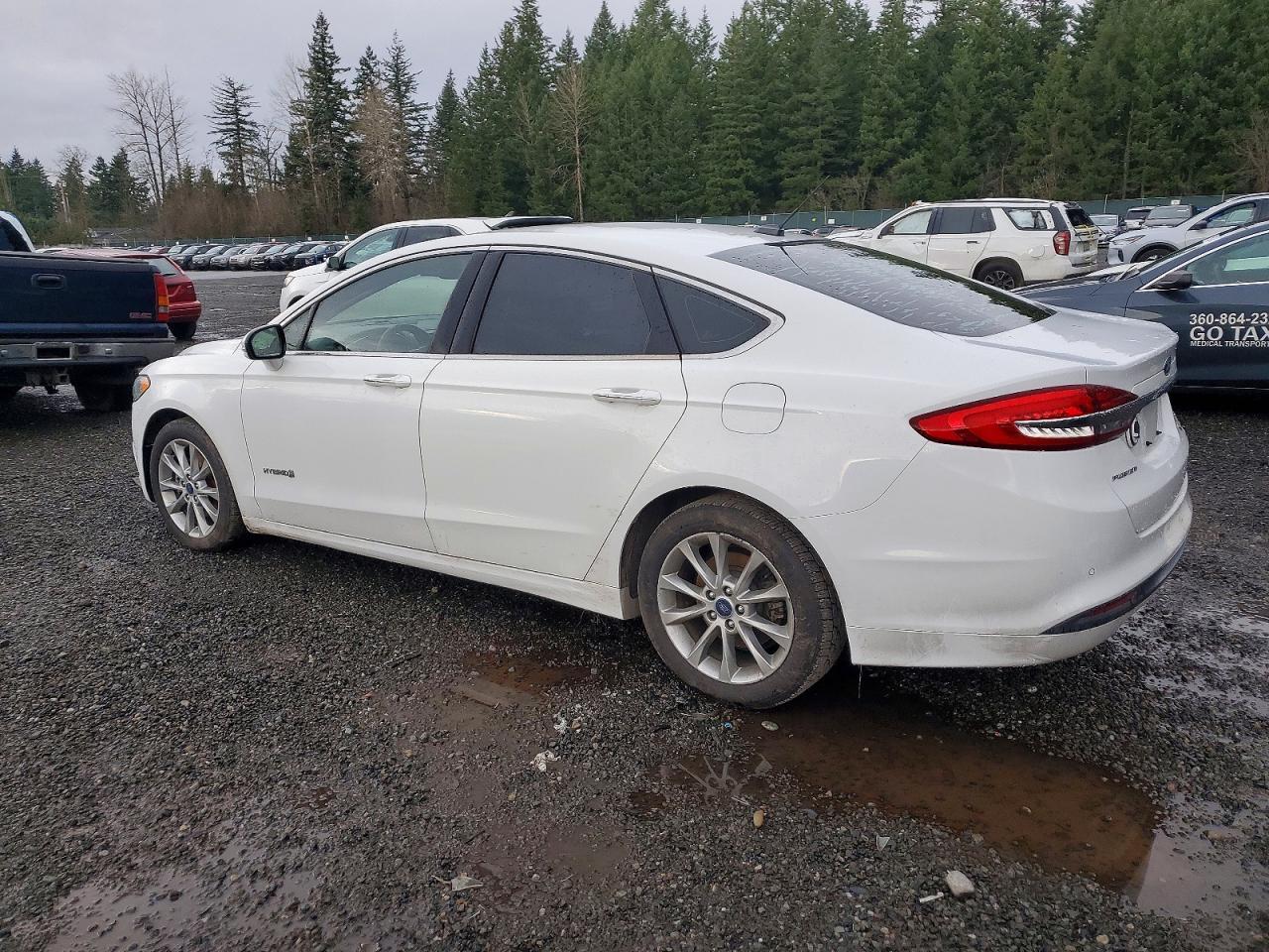 2017 Ford Fusion Se Hybrid - Фото 2