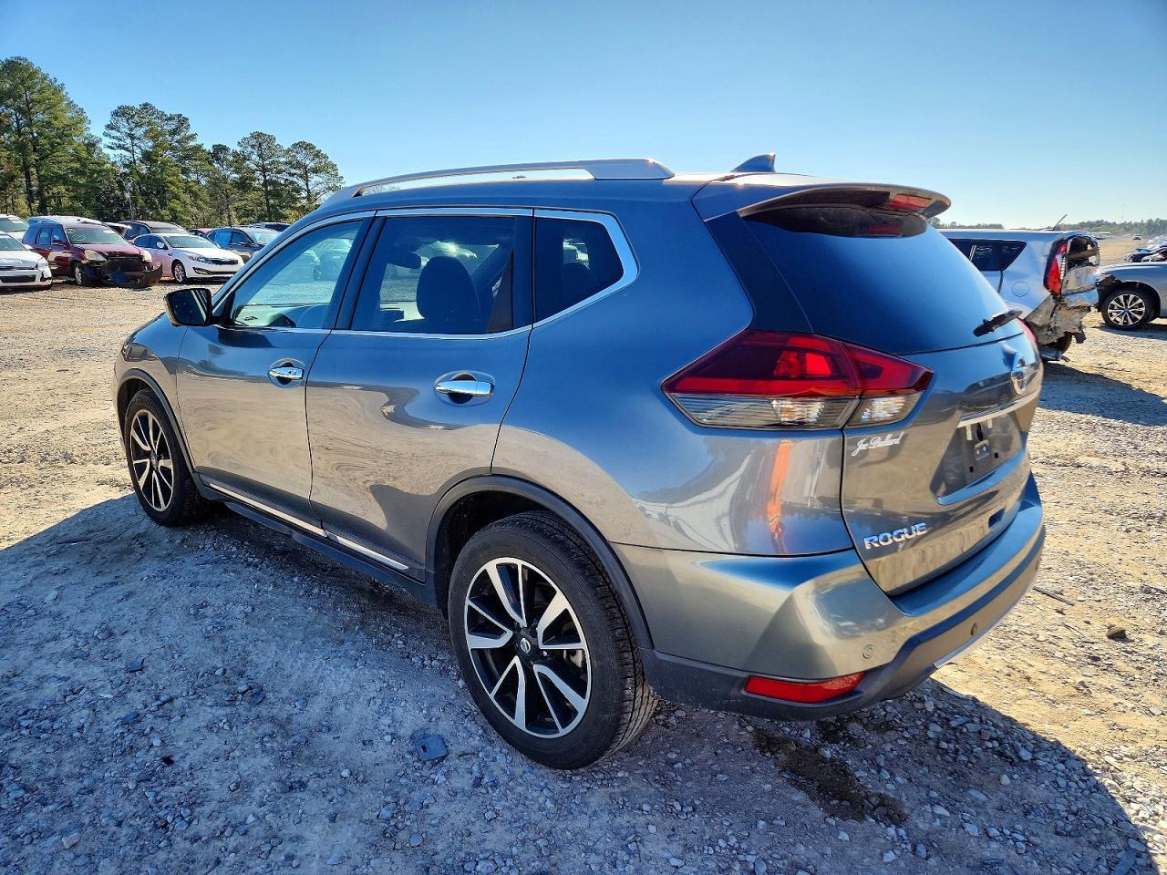 2019 Nissan Rogue S - Фото 2