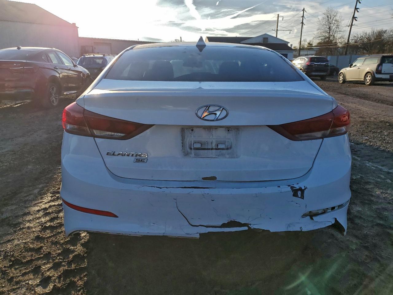 2017 Hyundai Elantra Se - Image 6