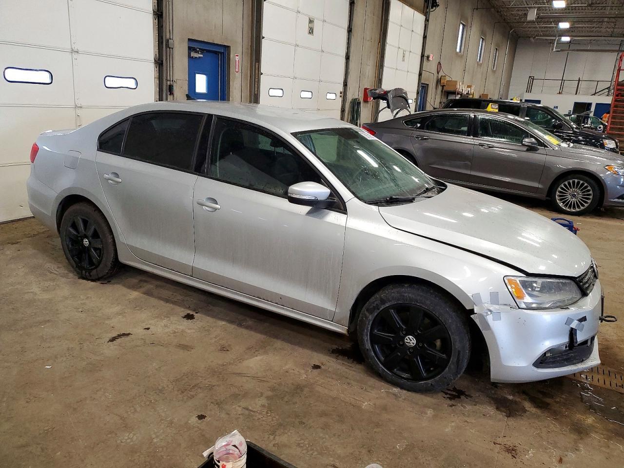 2014 Volkswagen Jetta Se - Image 4