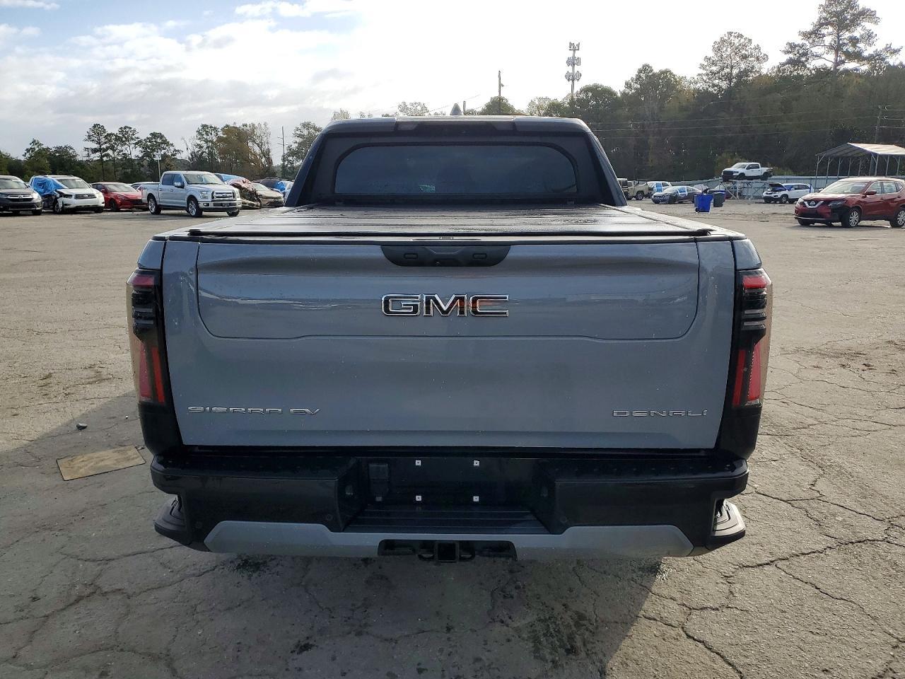 2025 GMC Sierra Denali - Фото 6