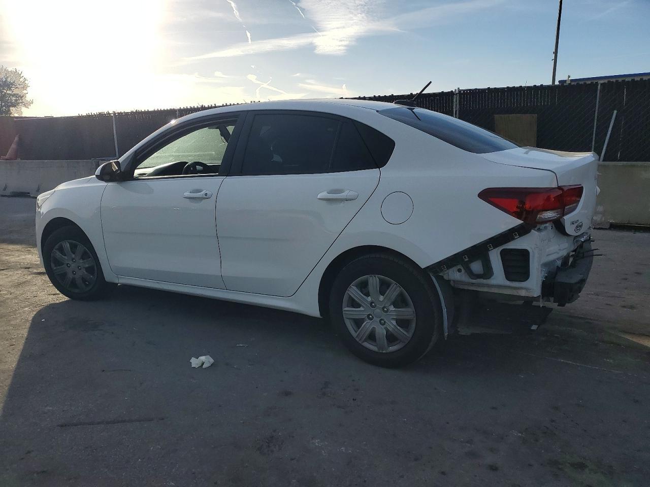 2023 Kia Rio Lx - Фото 2