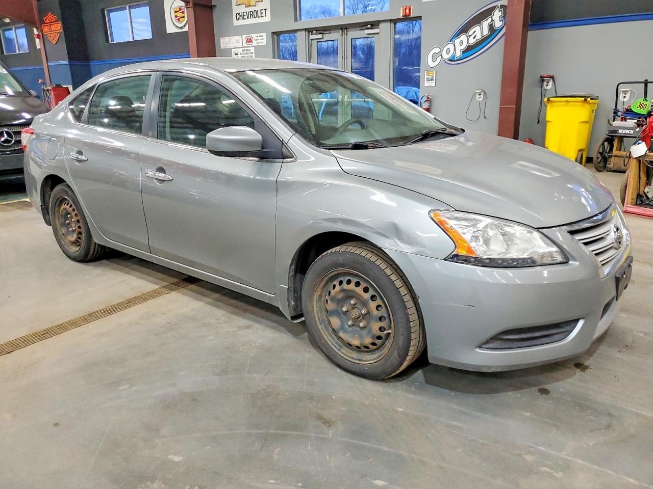 2013 Nissan Sentra S - Фото 4