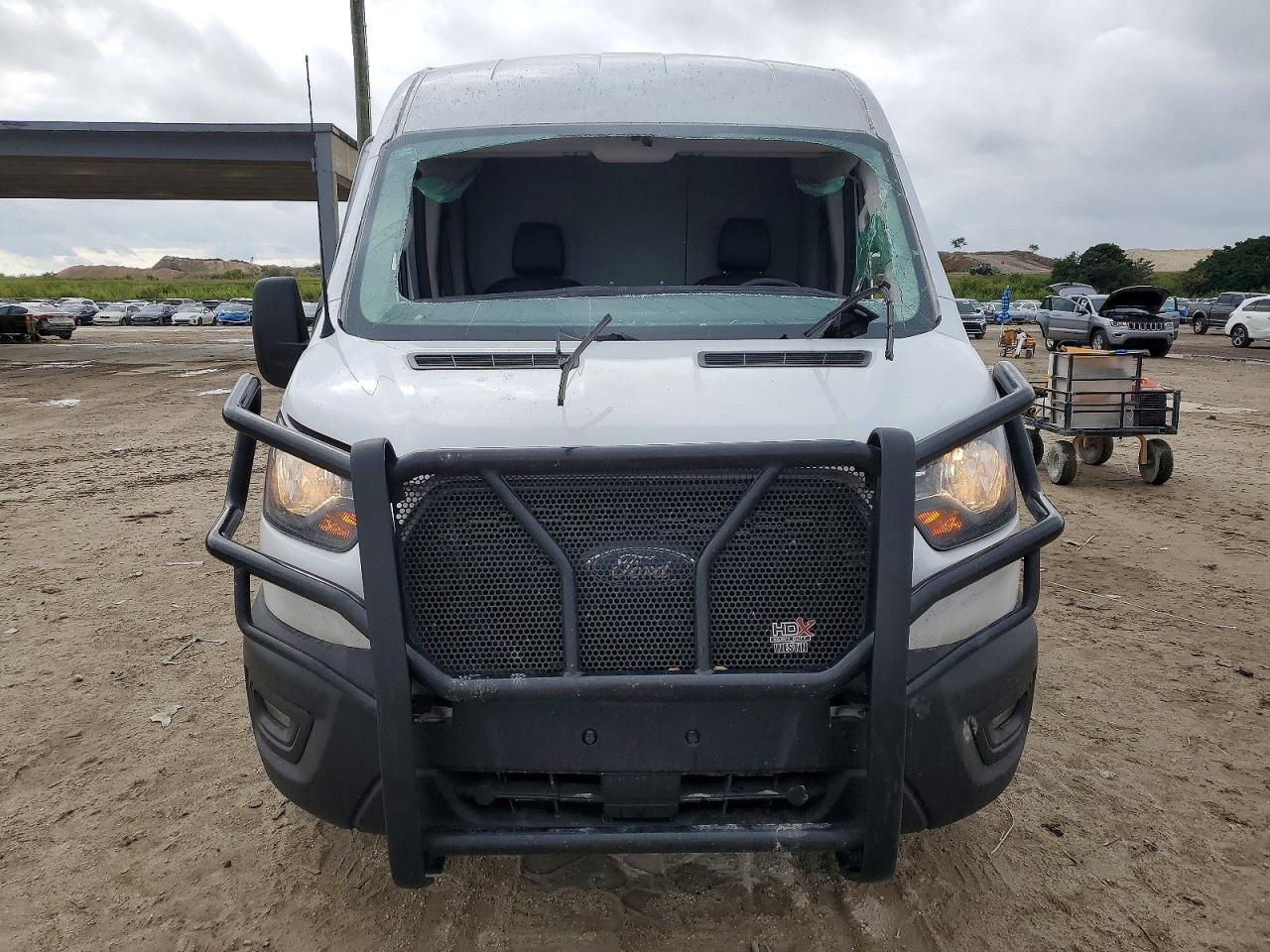 2025 Ford Transit 250 Medium Roof Delivery Van - Фото 5