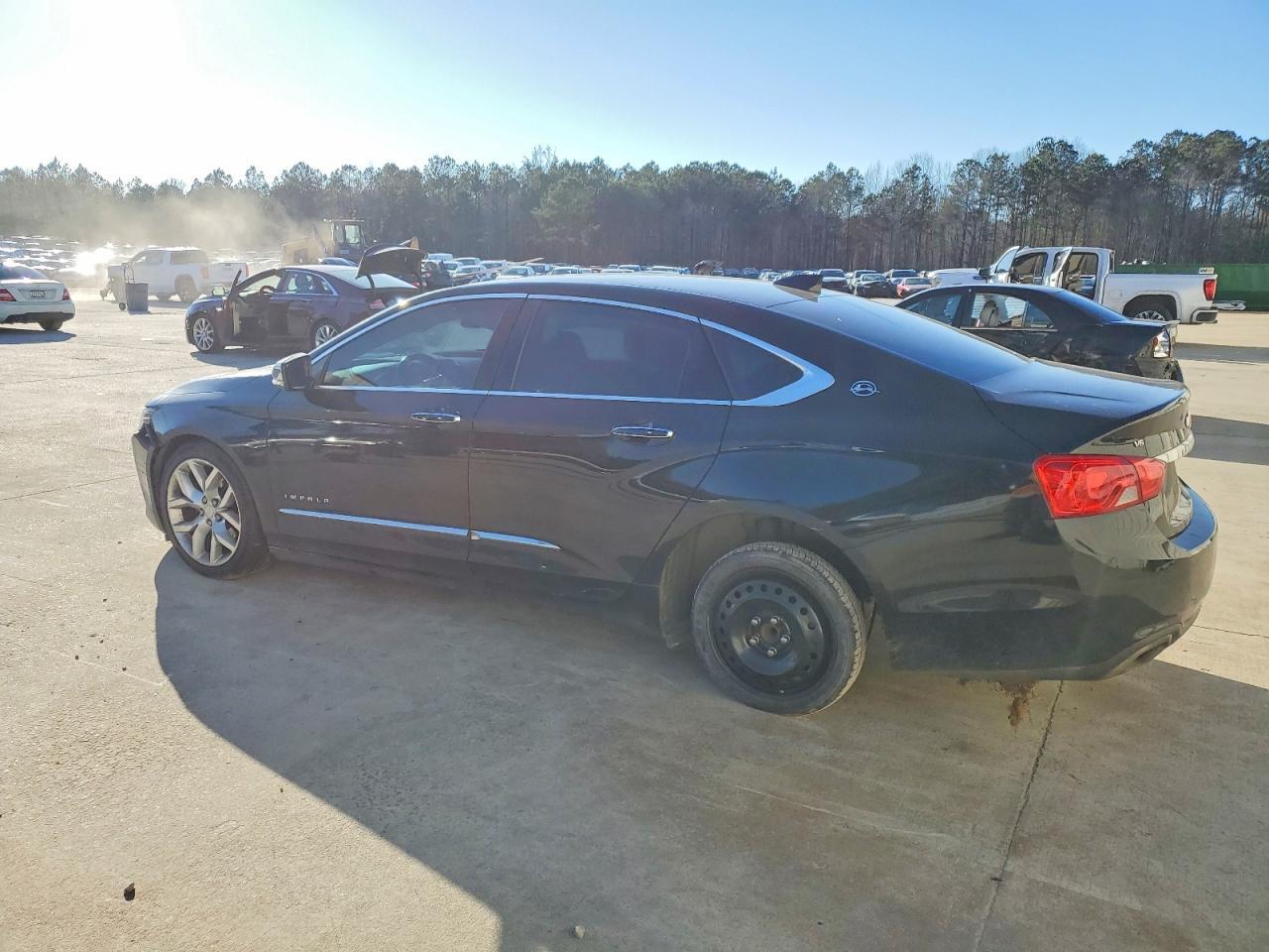2018 Chevrolet Impala Premier - Image 2