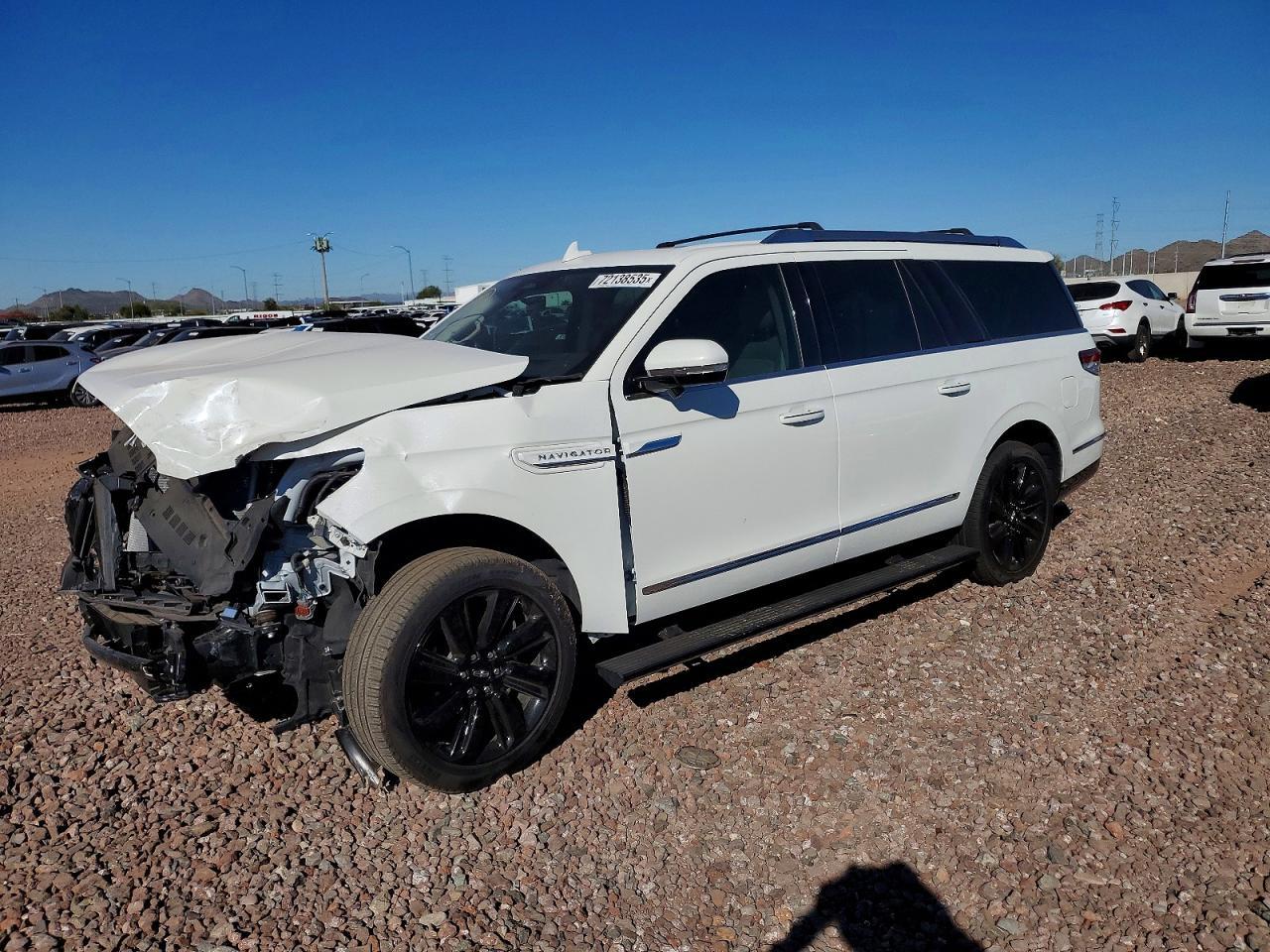 2023 Lincoln Navigator L Reserve