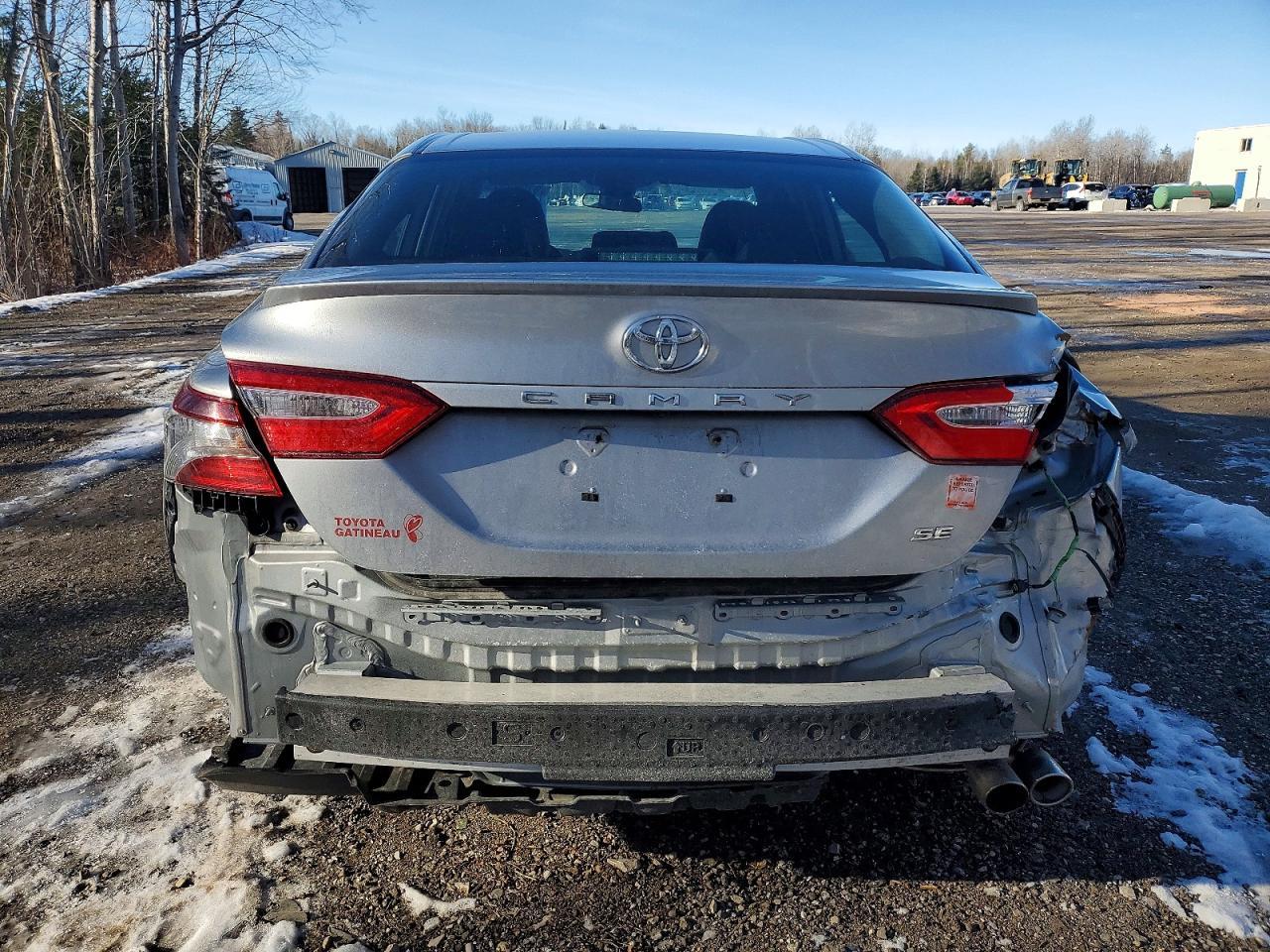 2021 Toyota Camry Se - Image 6
