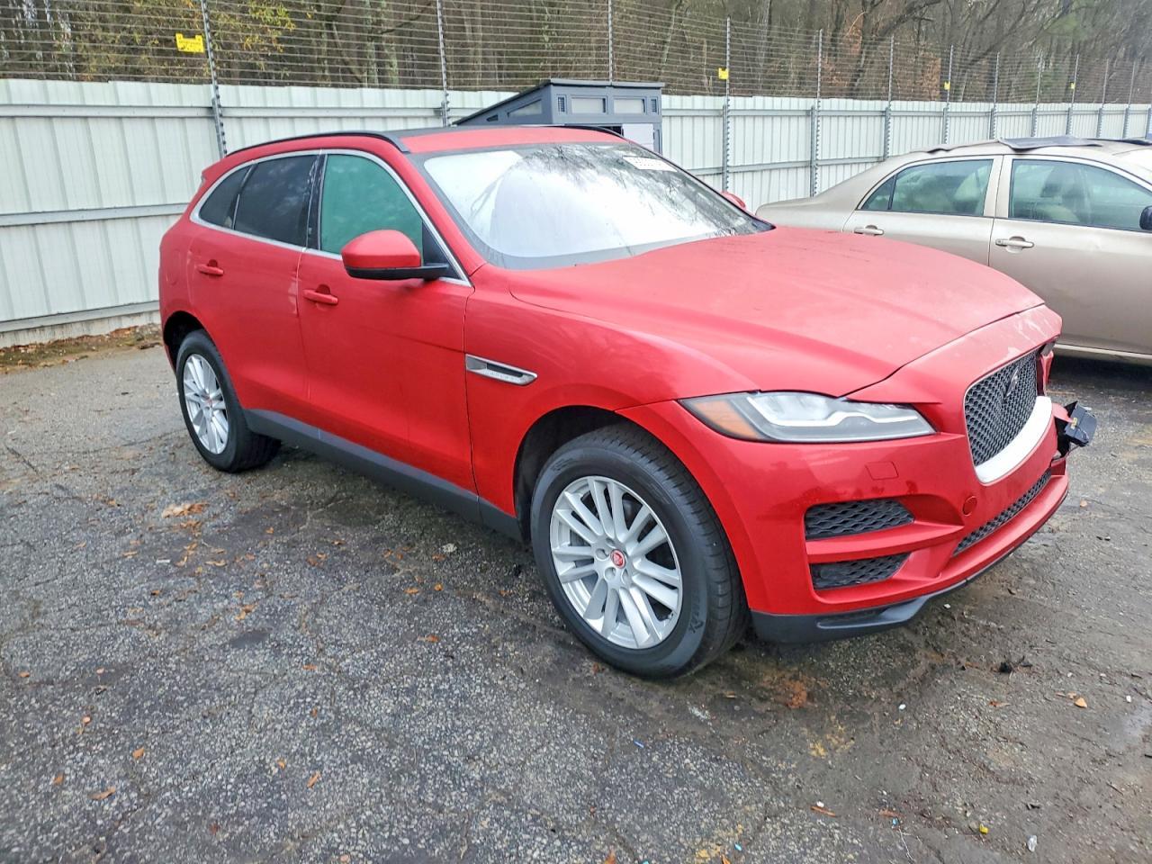 2018 Jaguar F-Pace Prestige - Image 4