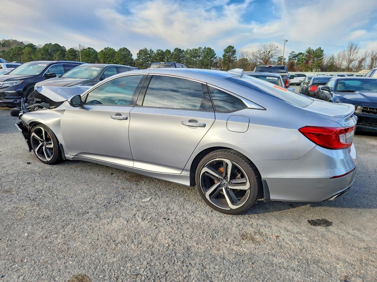 2020 Honda Accord Sport - Фото 2