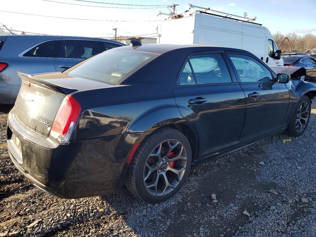 2015 Chrysler 300 S - Фото 3