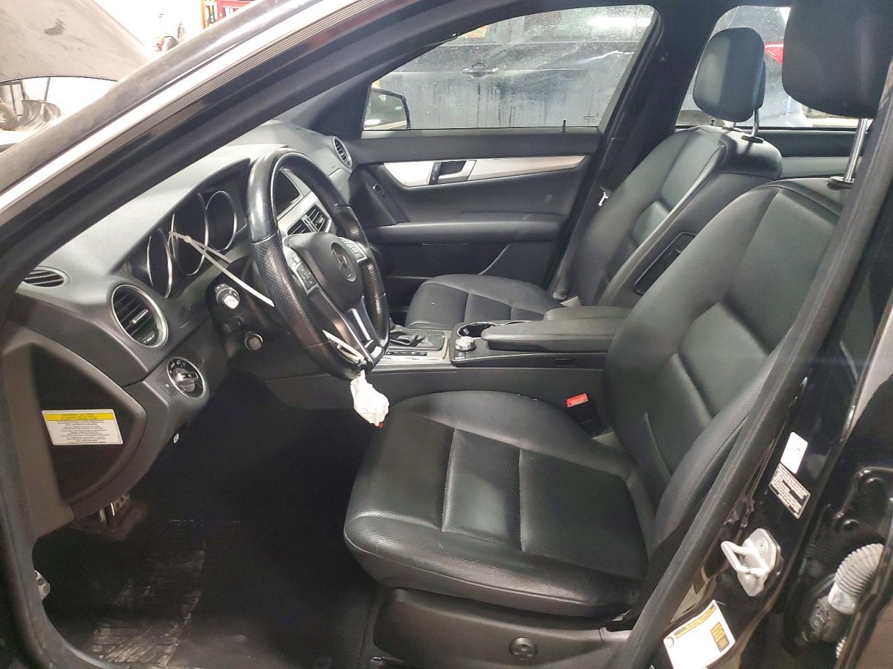 2014 Mercedes-Benz C 300 4Matic - Image 7