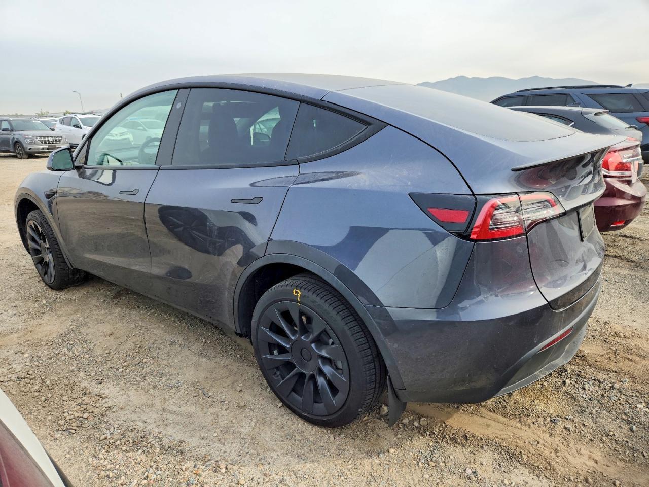 2021 Tesla Model Y - Image 2