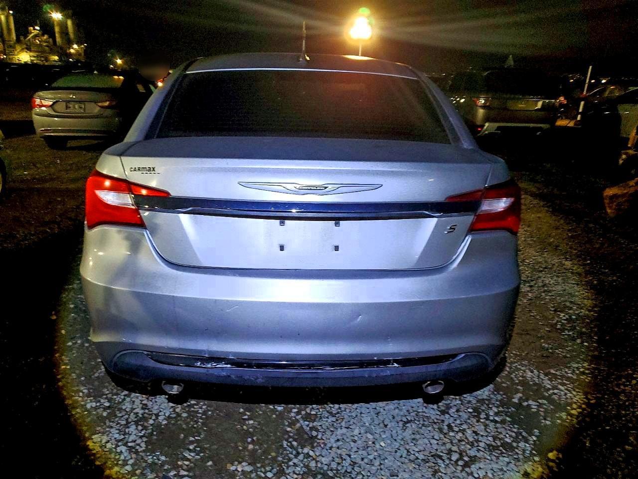 2013 Chrysler 200 Touring - Фото 6