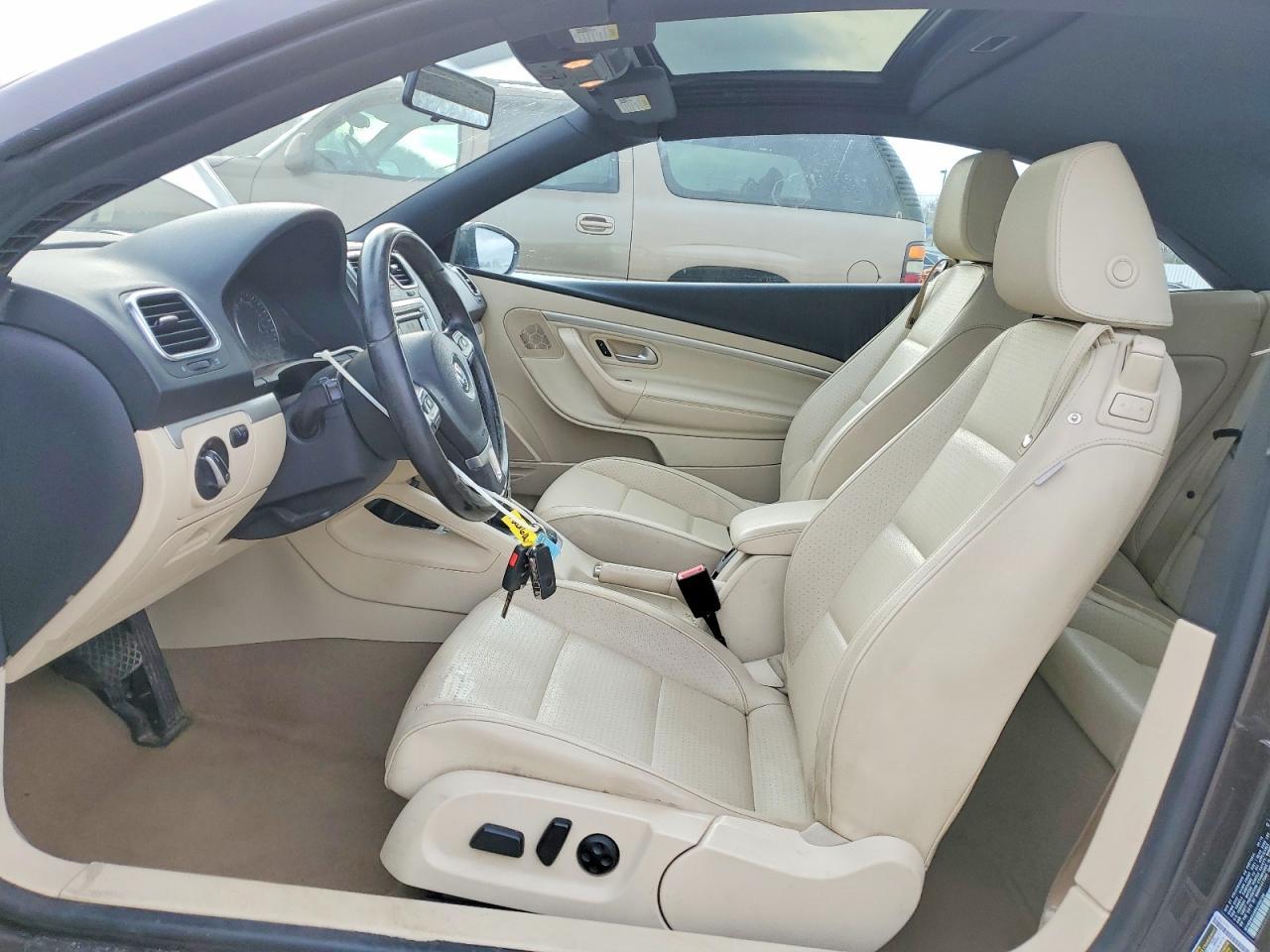2016 Volkswagen Eos Komfort - Фото 7