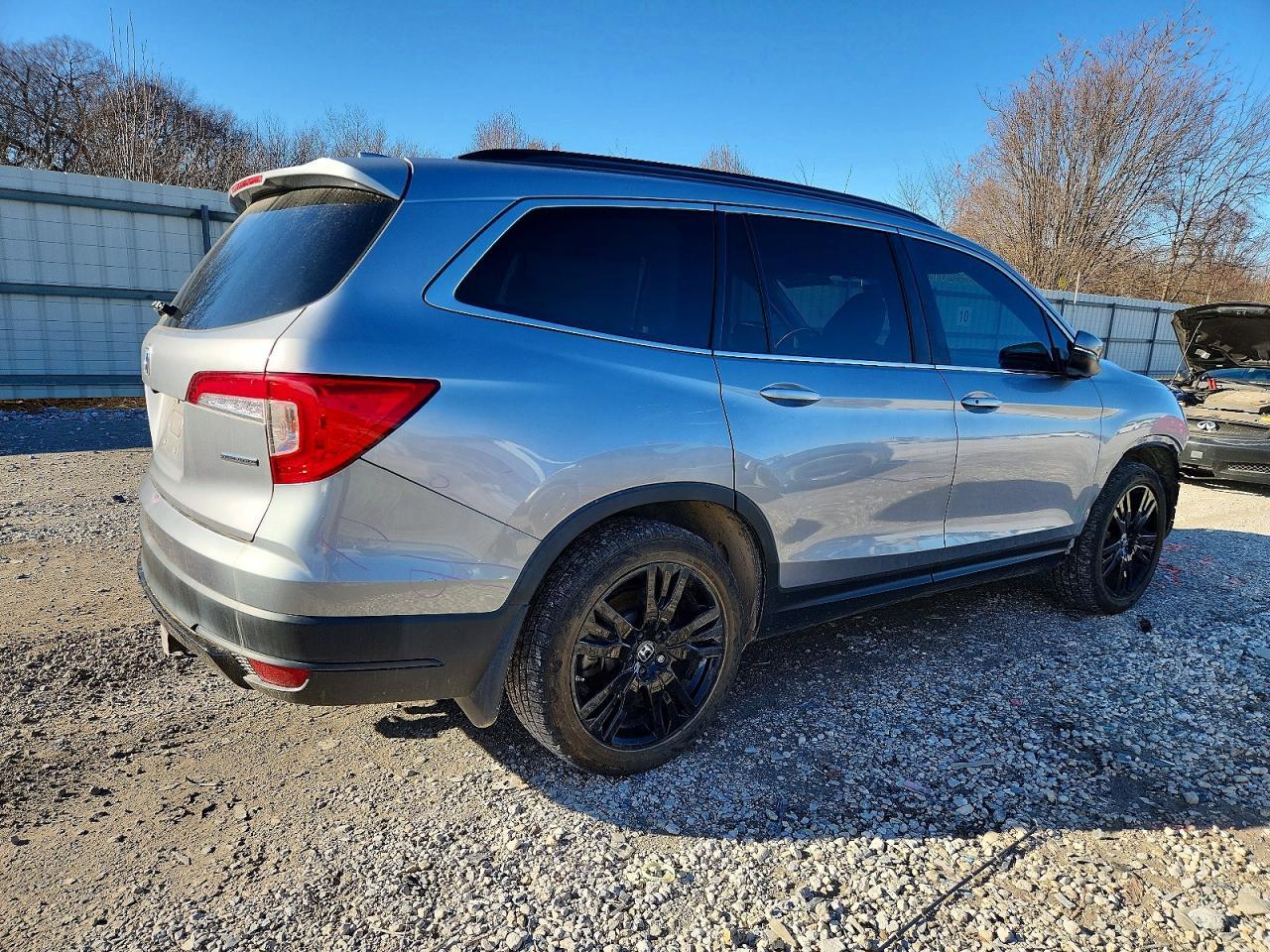 2021 Honda Pilot Se - Фото 3
