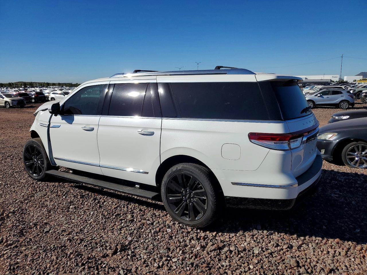 2023 Lincoln Navigator L Reserve - Фото 2