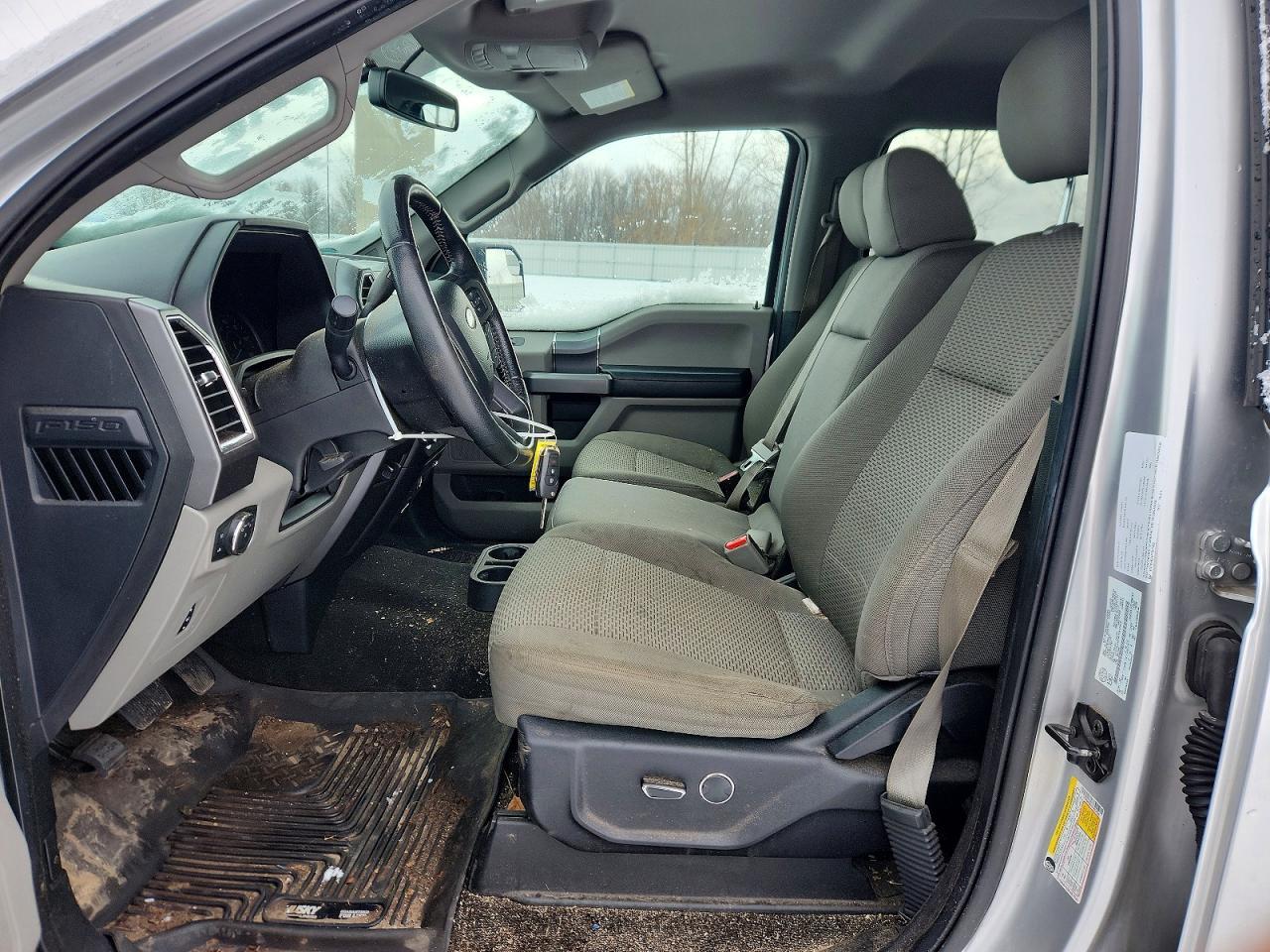 2015 Ford F150 Supercrew - Фото 7