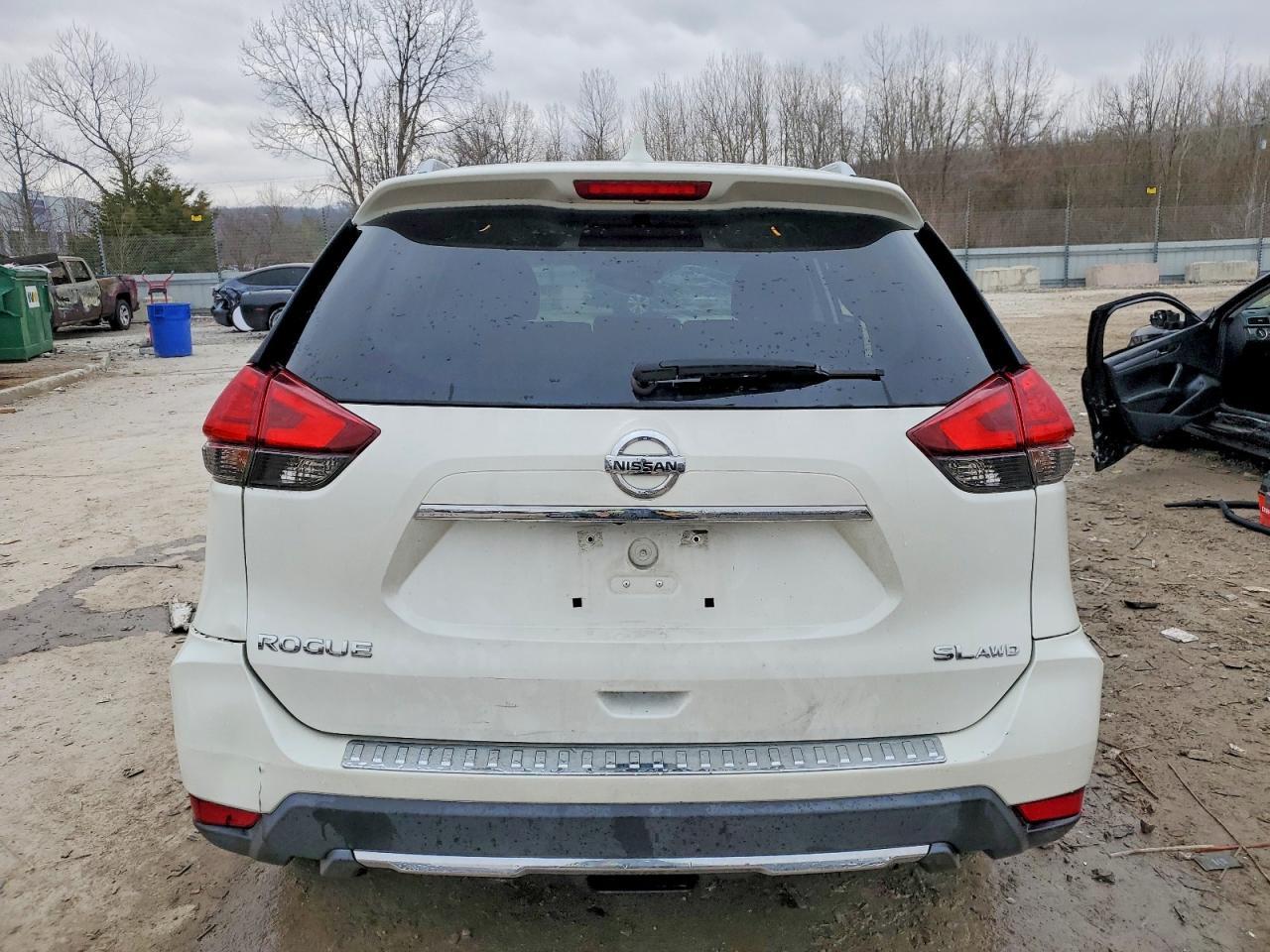 2017 Nissan Rogue Sl - Image 6
